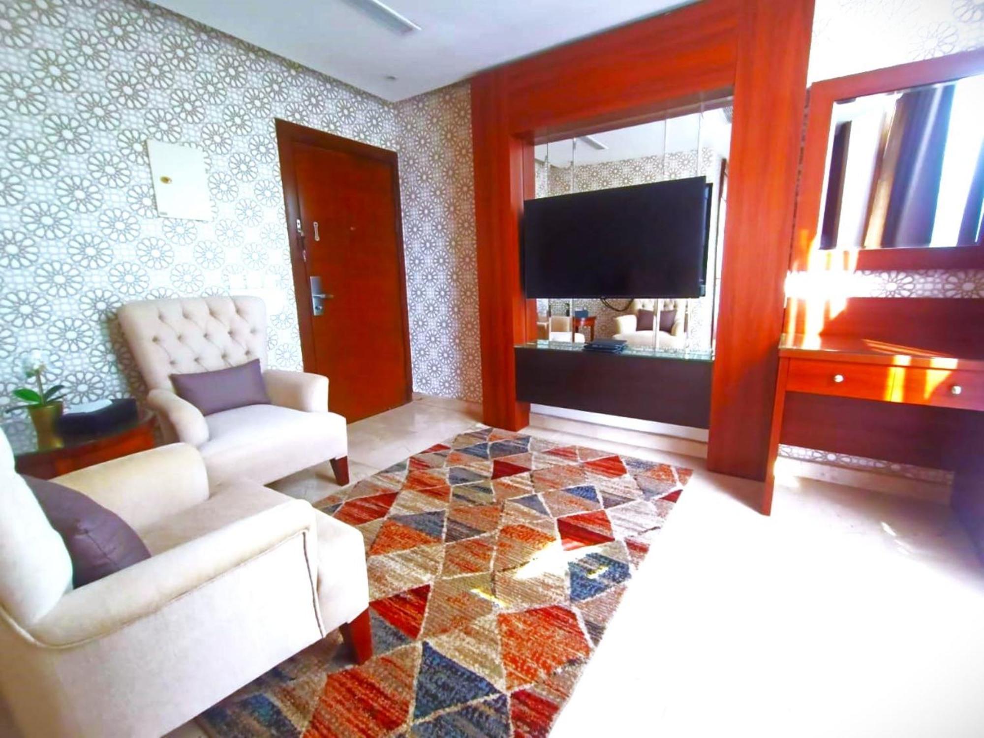 Quiet Jeddah Al Hamra Otel Dış mekan fotoğraf