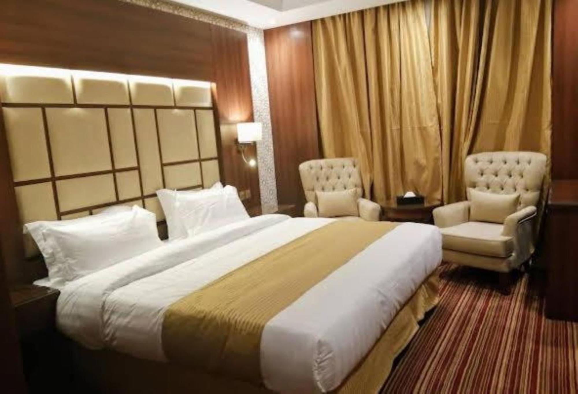 Quiet Jeddah Al Hamra Otel Dış mekan fotoğraf